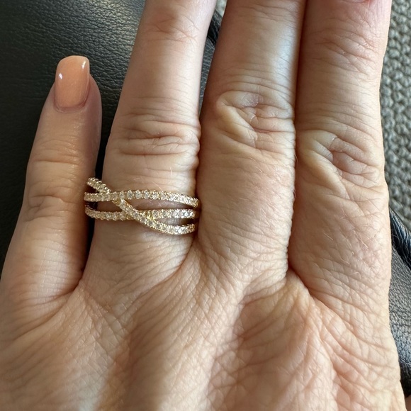 BNIB - Multi Row Ring. - Picture 3 of 3